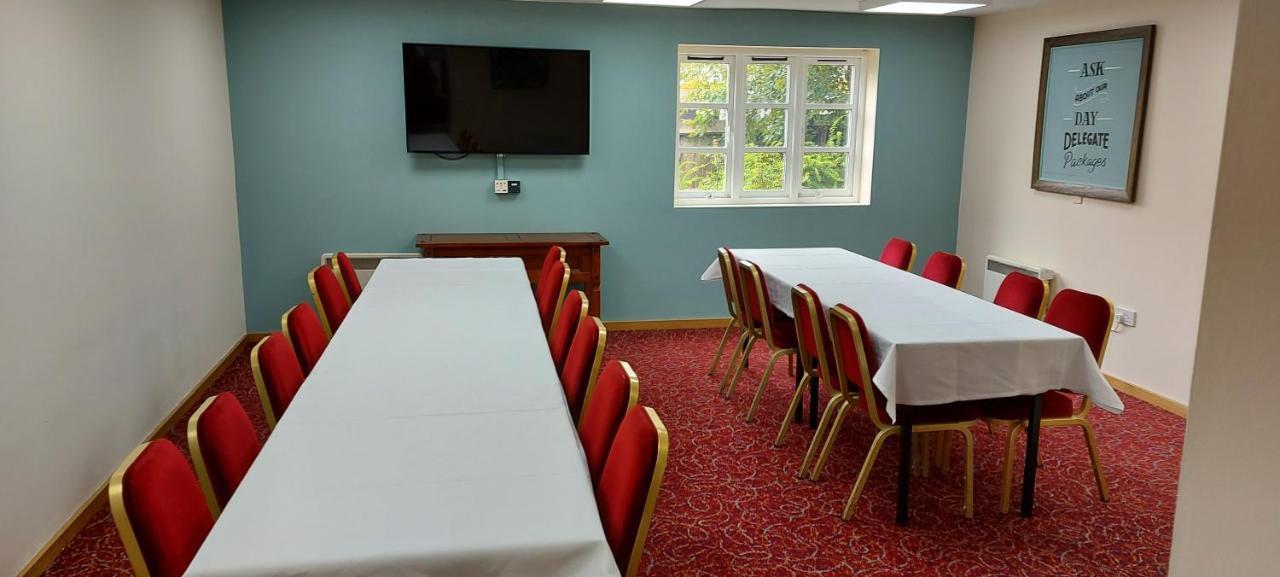 Meadow Farm Redditch By Marstons Inns エクステリア 写真