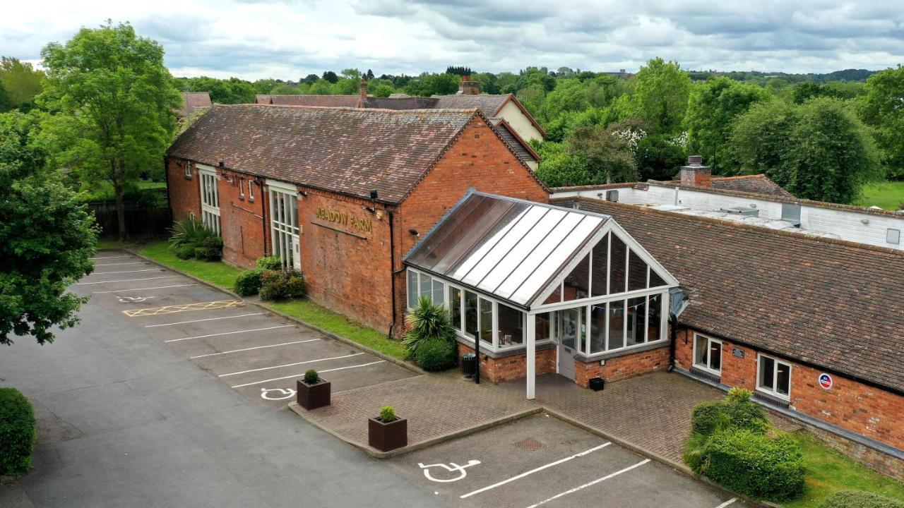 Meadow Farm Redditch By Marstons Inns エクステリア 写真