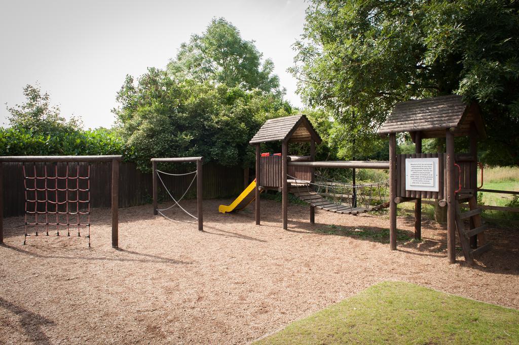 Meadow Farm Redditch By Marstons Inns エクステリア 写真